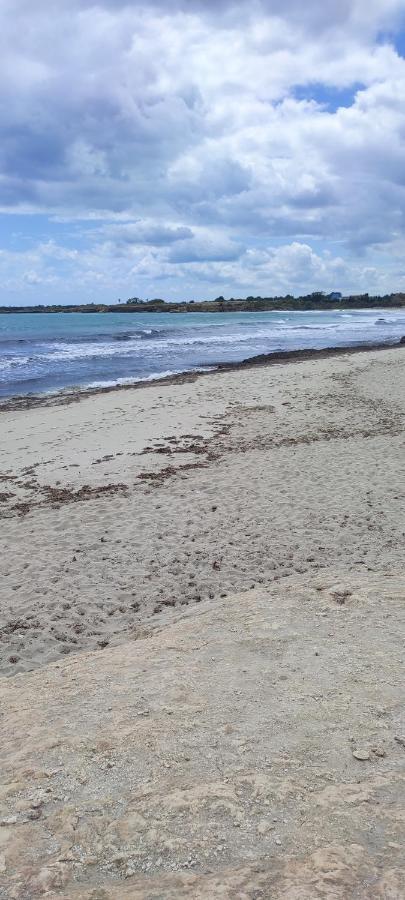 Appartamenti In Villa Polimnia Fontane Bianche Buitenkant foto