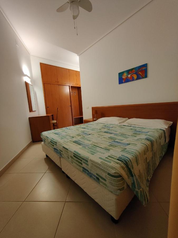 Appartamenti In Villa Polimnia Fontane Bianche Buitenkant foto