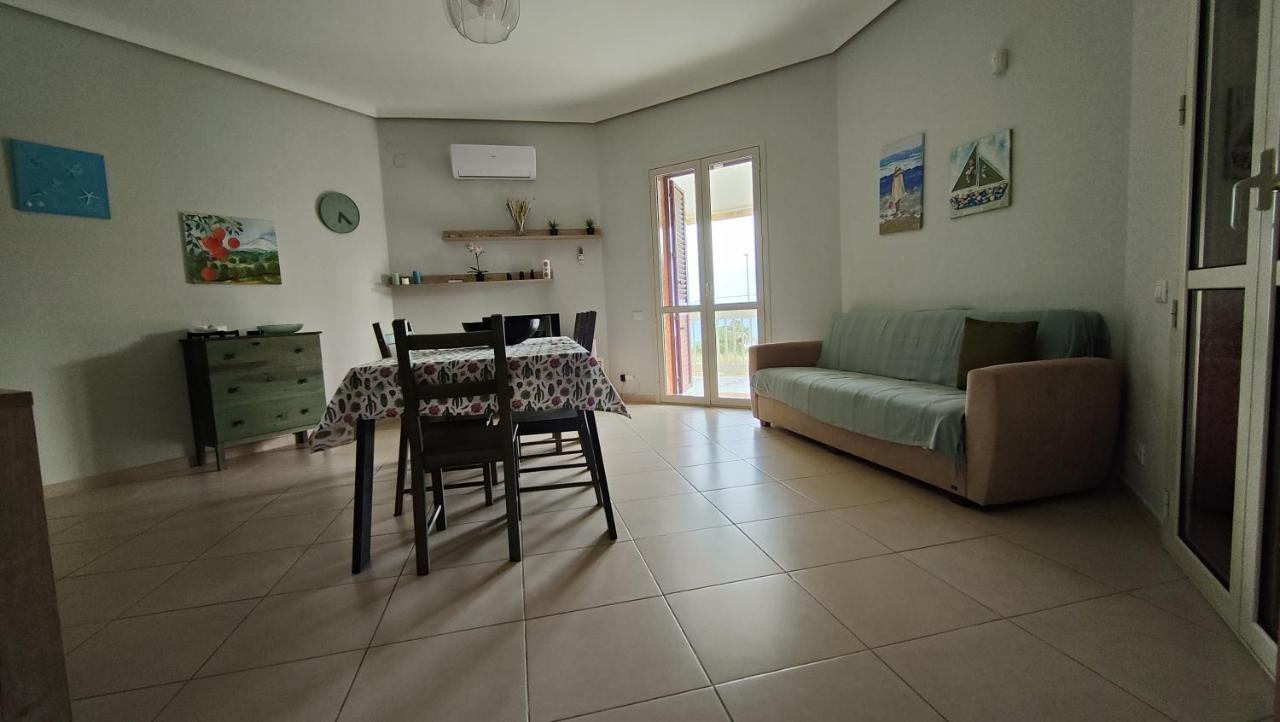 Appartamenti In Villa Polimnia Fontane Bianche Buitenkant foto